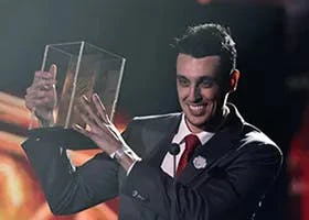 LUCAS "RASE" - MELHOR ATLETA DE CARD GAMES