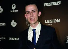 ZEZINHO - MELHOR ATLETA DE FUTEBOL VIRTUAL