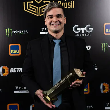XAROLA - STREAMER REVELAÇÃO