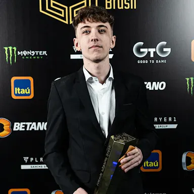 DIGUERA - MELHOR ATLETA DE FORTNITE